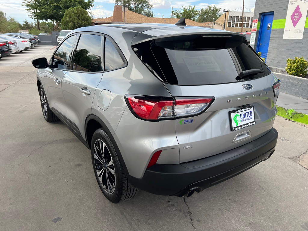2022 Ford Escape Image 7