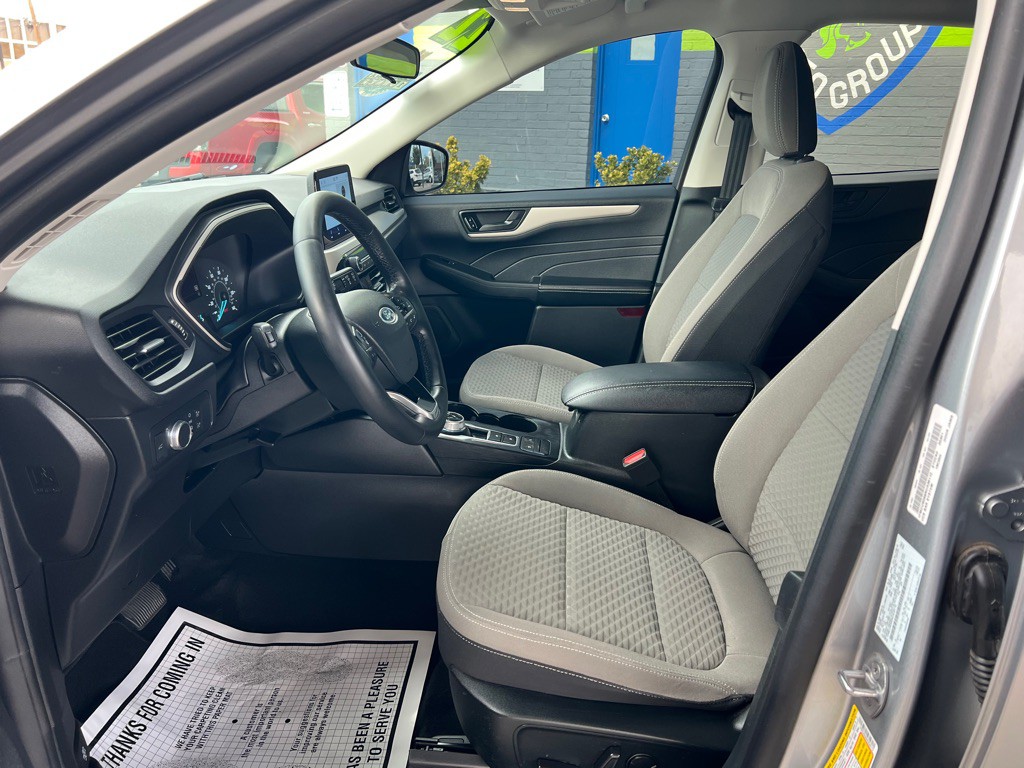2022 Ford Escape Image 12