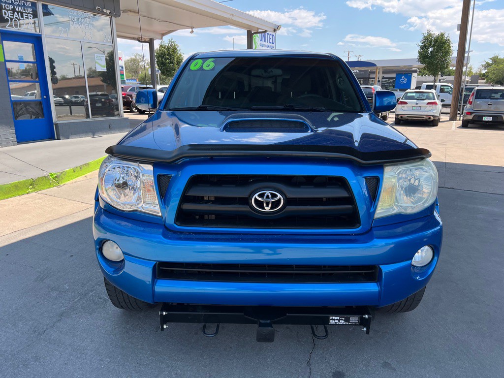 2006 Toyota Tacoma Image 2