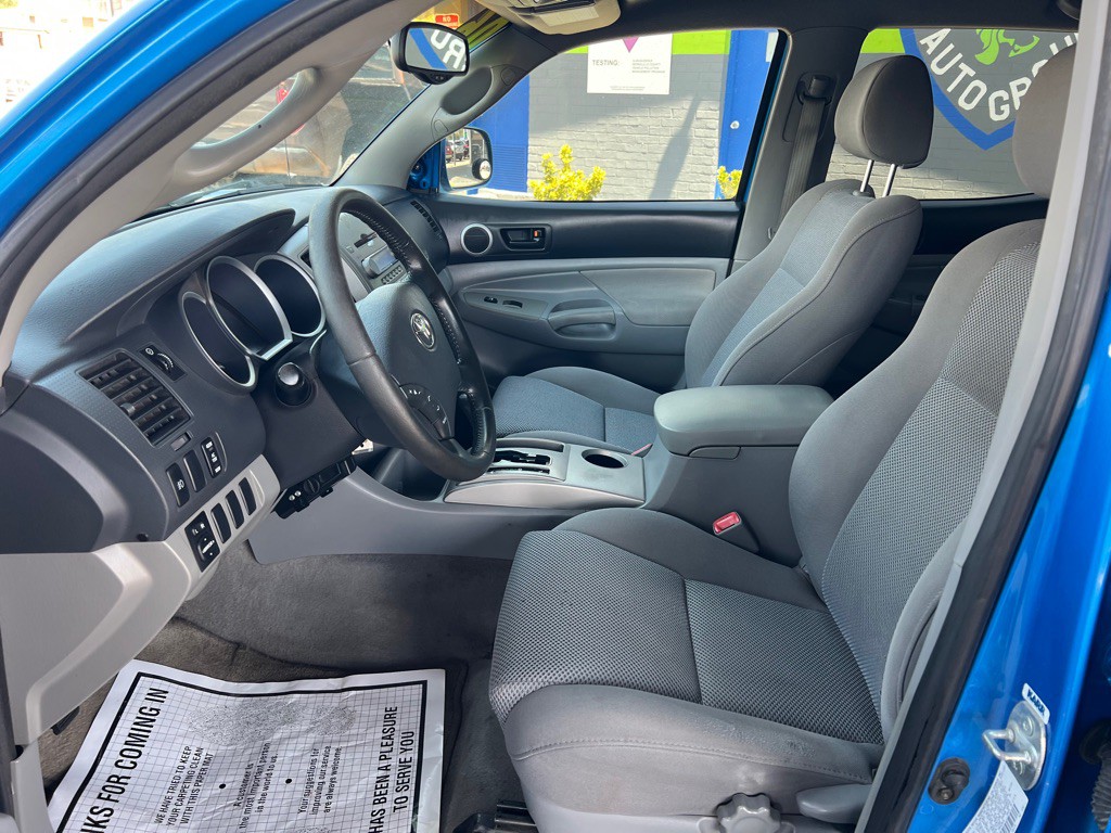 2006 Toyota Tacoma Image 12