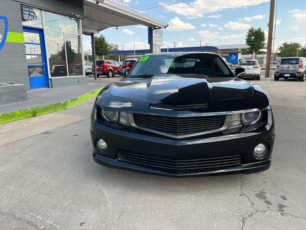 2013 Chevrolet Camaro Image 2