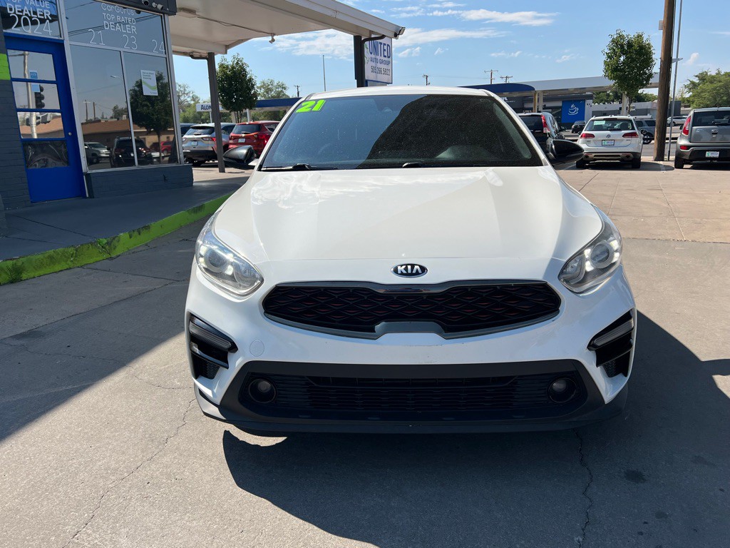 2021 Kia Forte Image 2