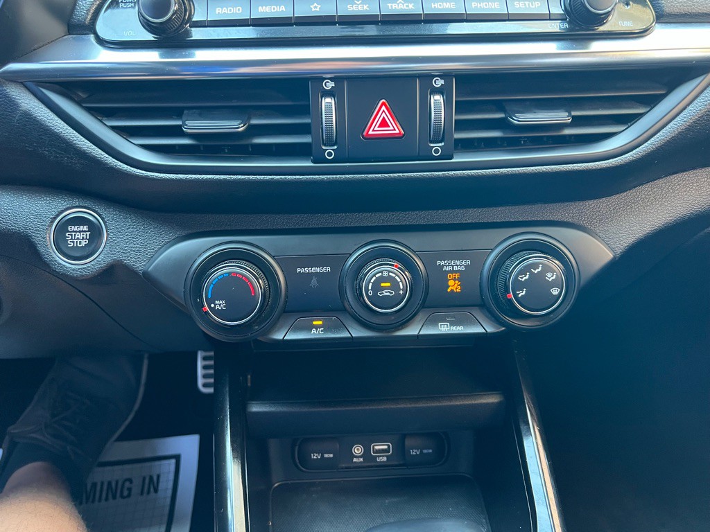 2021 Kia Forte Image 16