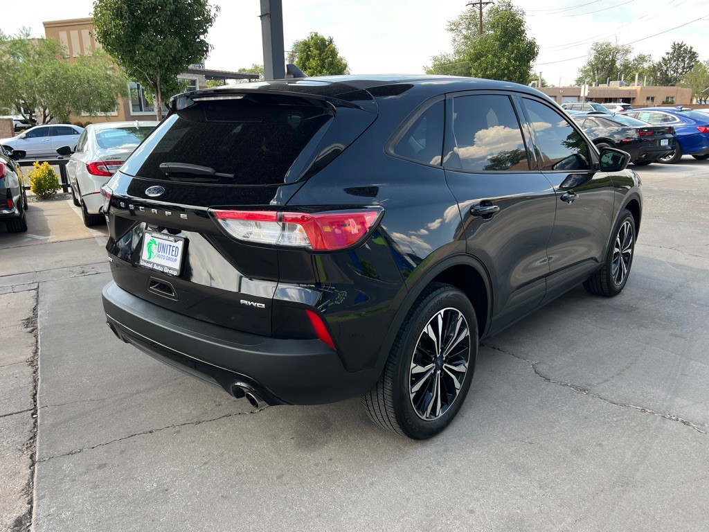 2022 Ford Escape Image 5