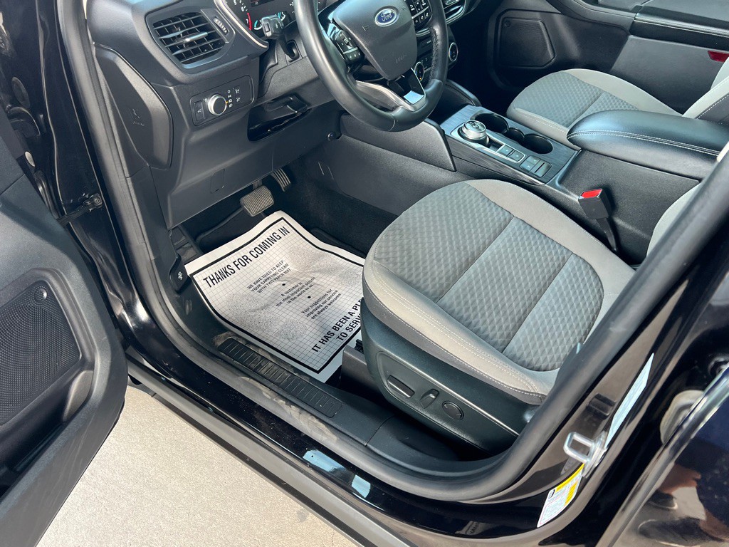 2022 Ford Escape Image 11