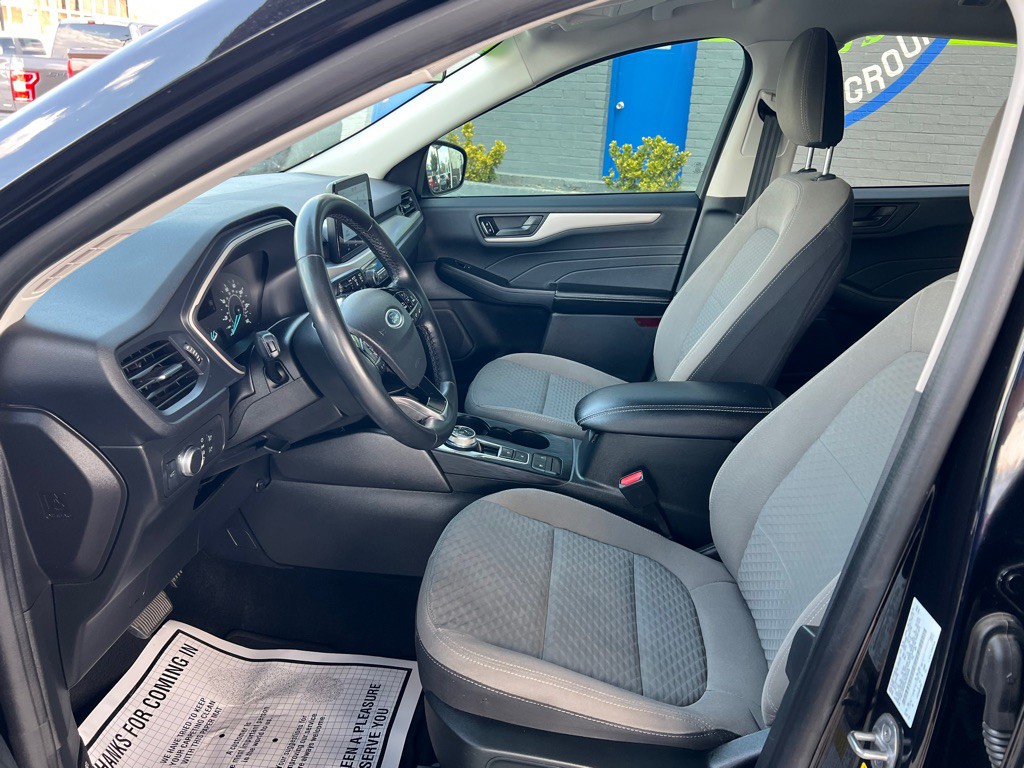 2022 Ford Escape Image 12