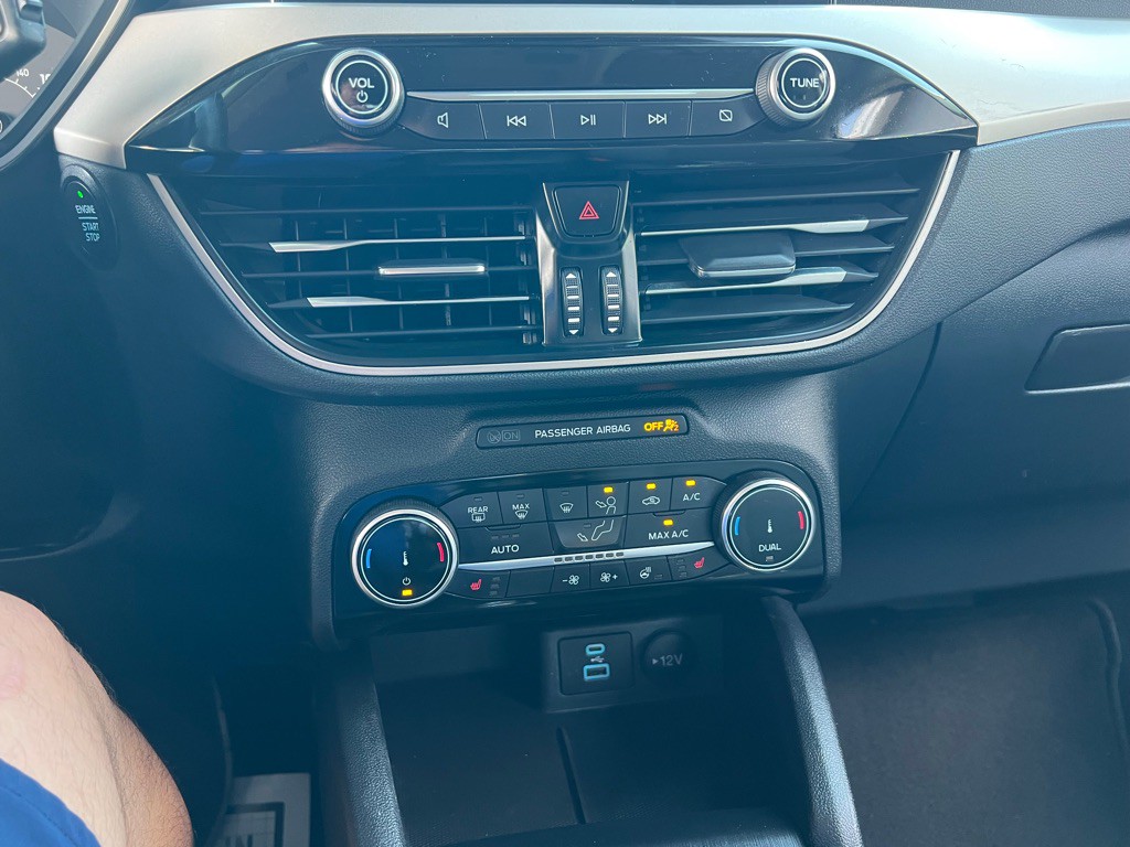 2022 Ford Escape Image 16