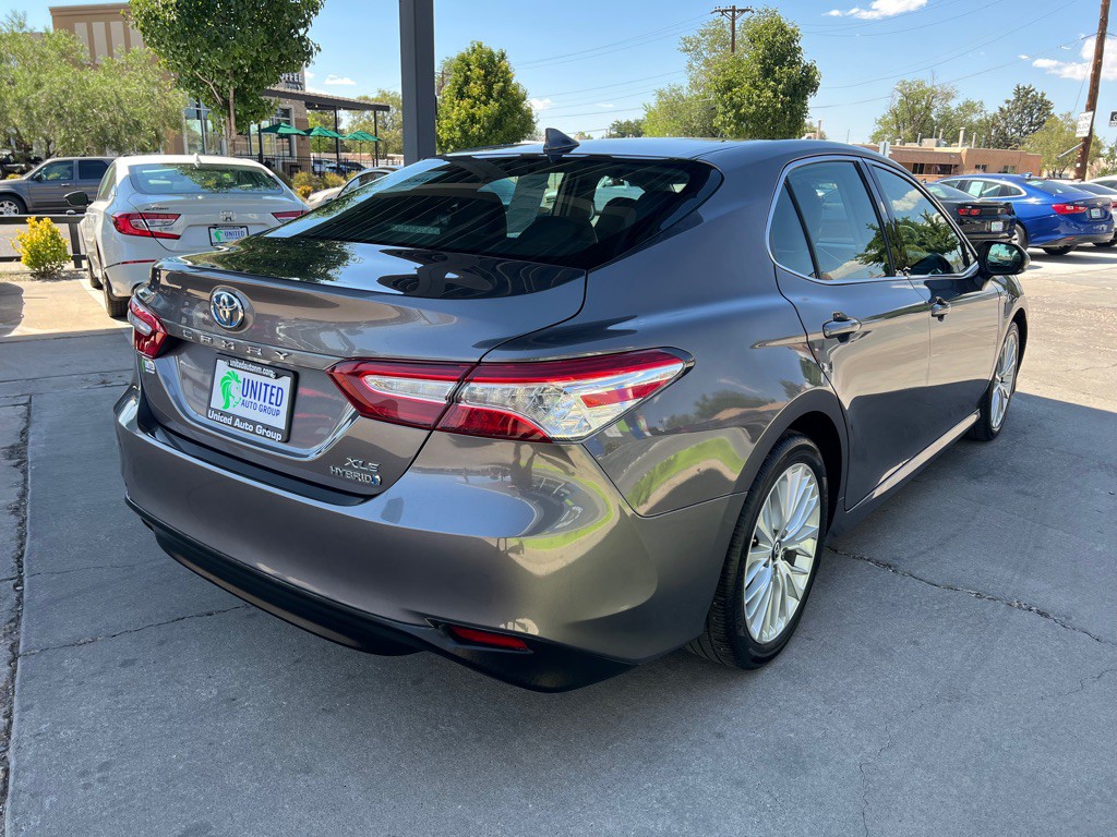 2019 Toyota Camry Image 5