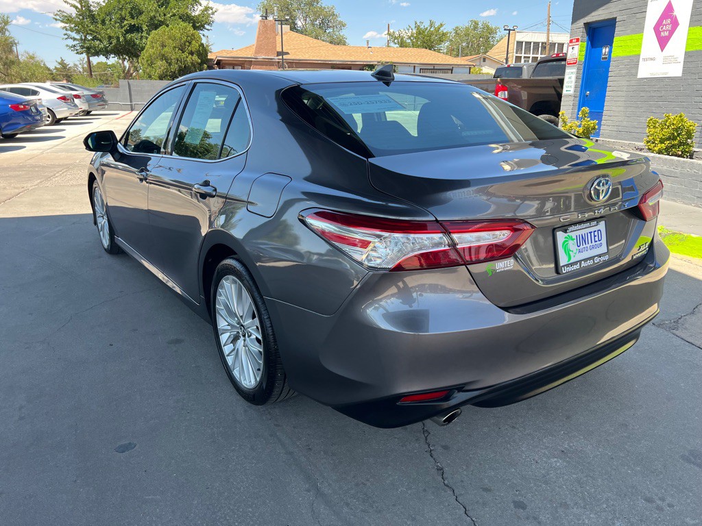 2019 Toyota Camry Image 7
