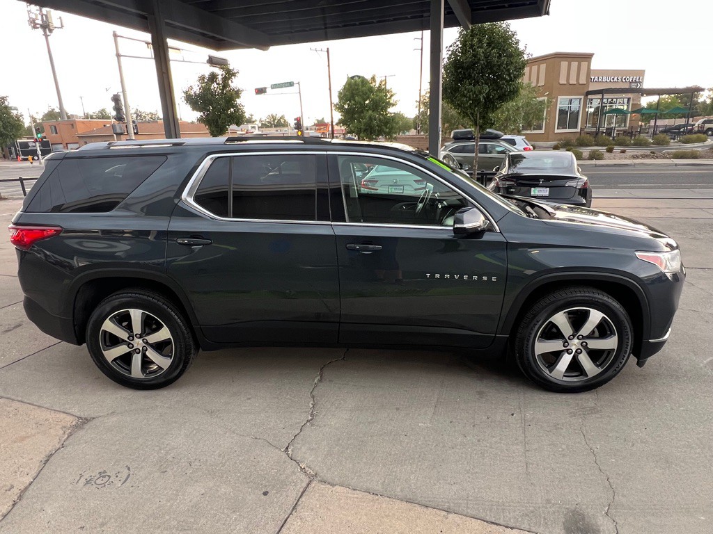 2018 Chevrolet Traverse Image 4