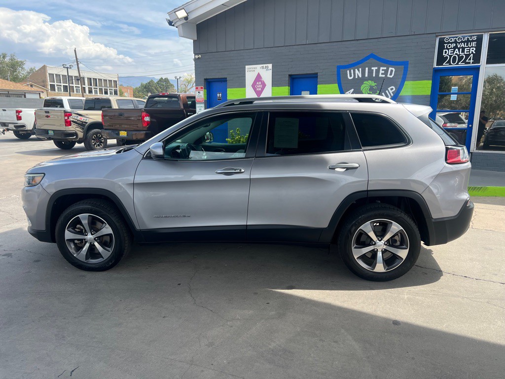 2020 Jeep Cherokee Image 8