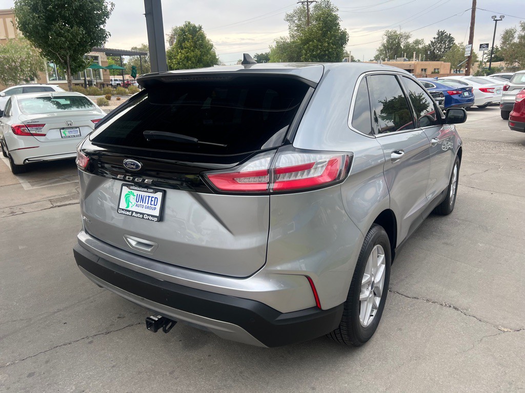 2021 Ford Edge Image 5