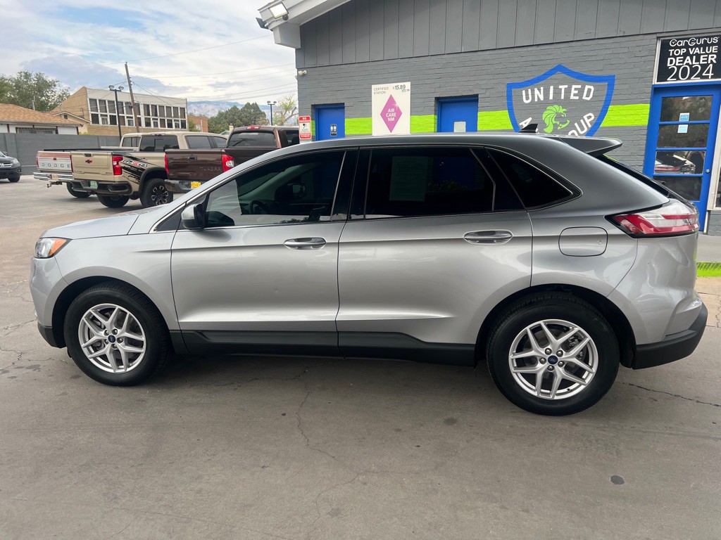 2021 Ford Edge Image 8
