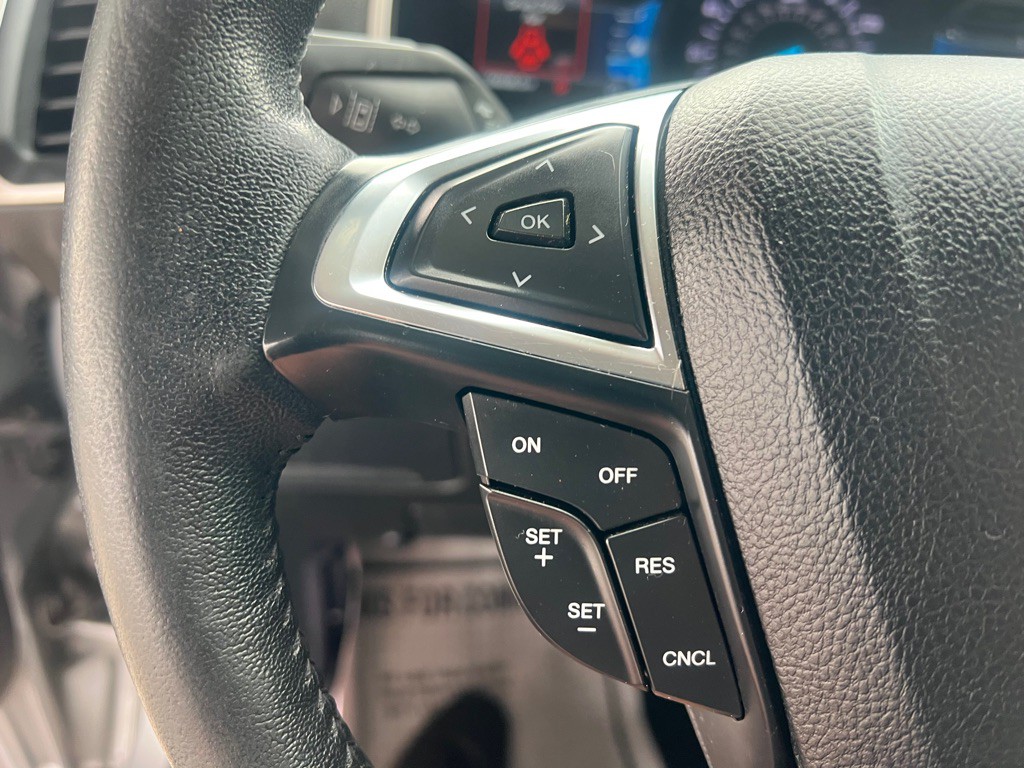 2021 Ford Edge Image 17