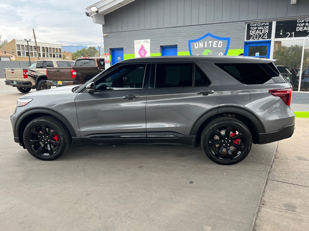 2022 Ford Explorer Image 8