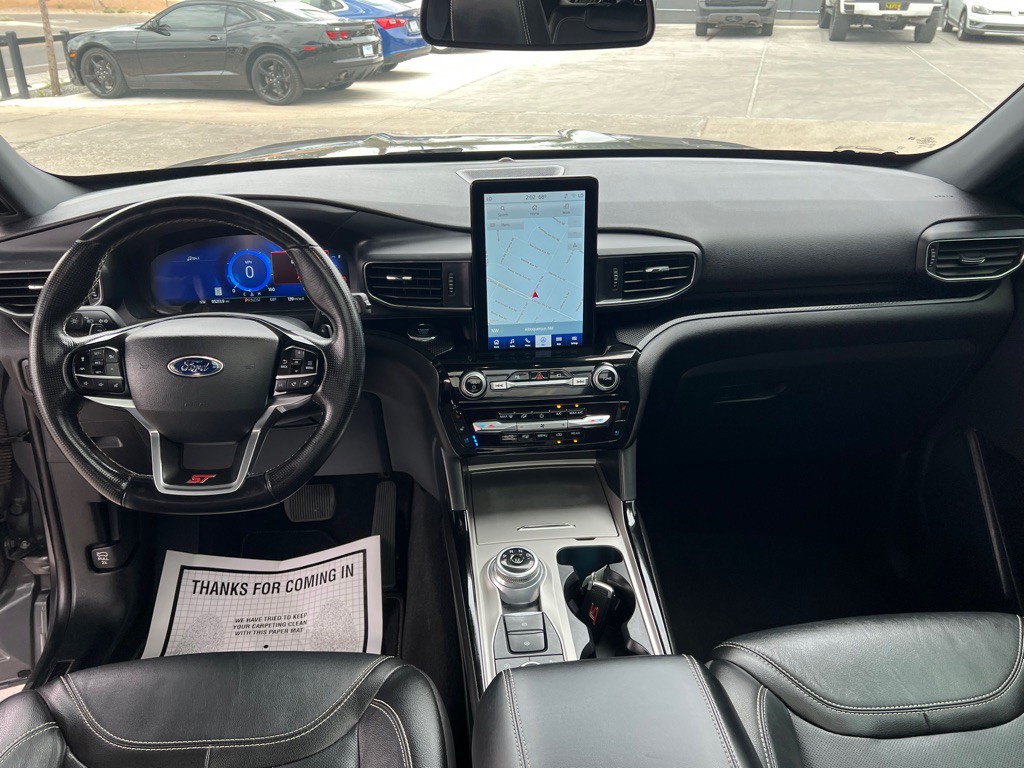 2022 Ford Explorer Image 9