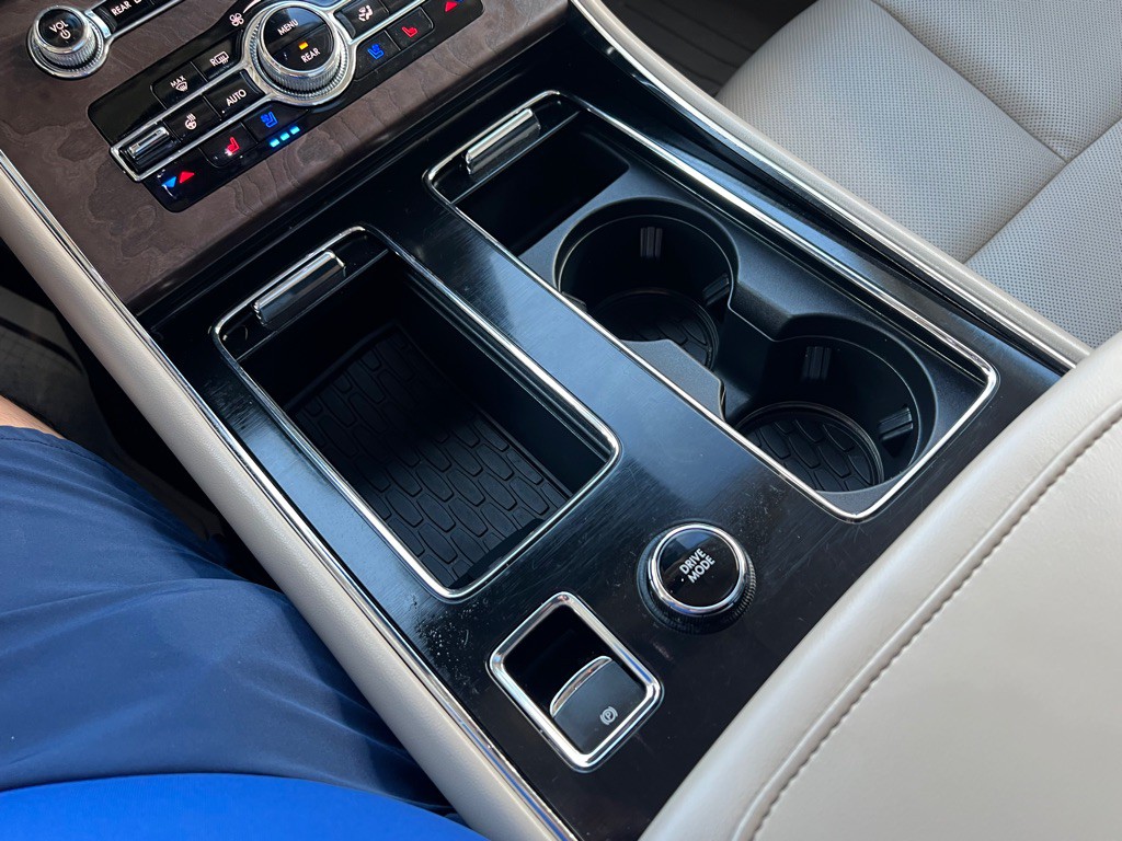 2022 Lincoln Aviator Image 19