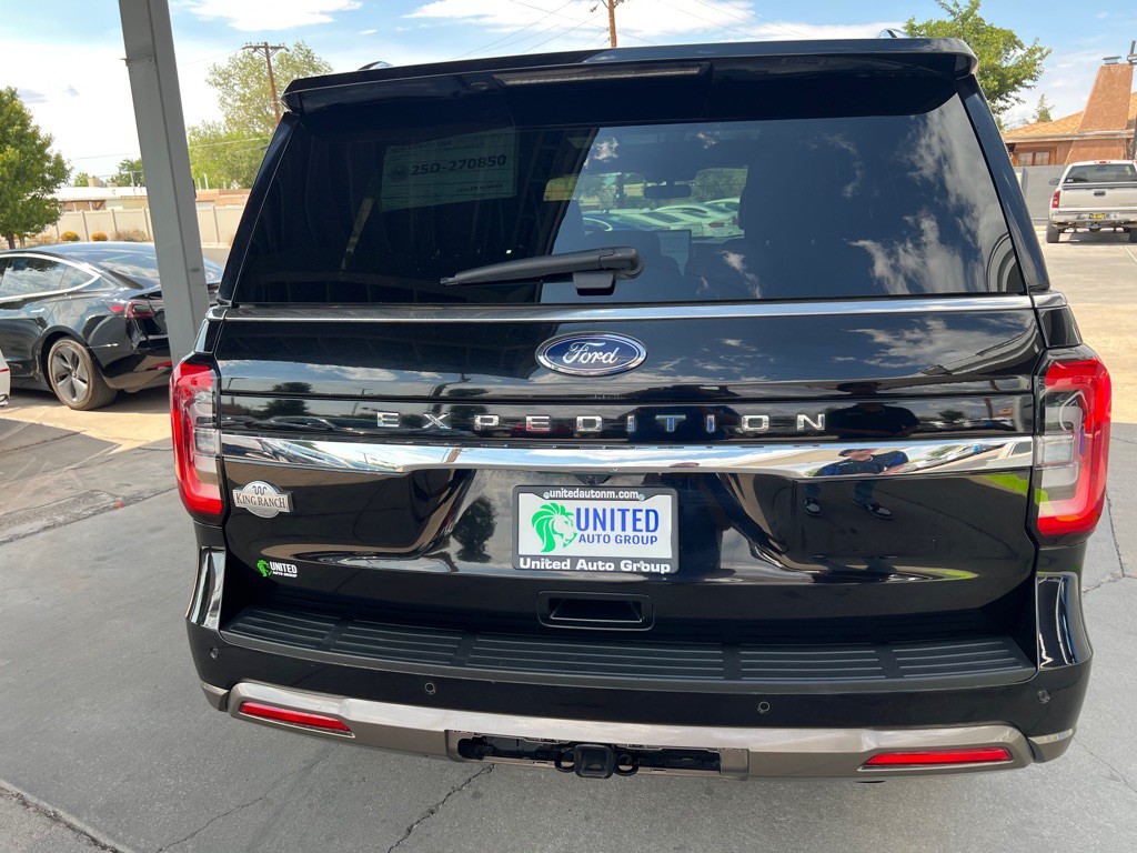 2022 Ford Expedition Image 6