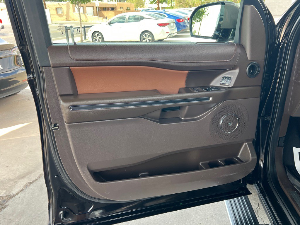 2022 Ford Expedition Image 10