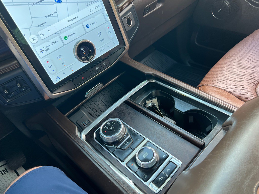 2022 Ford Expedition Image 18