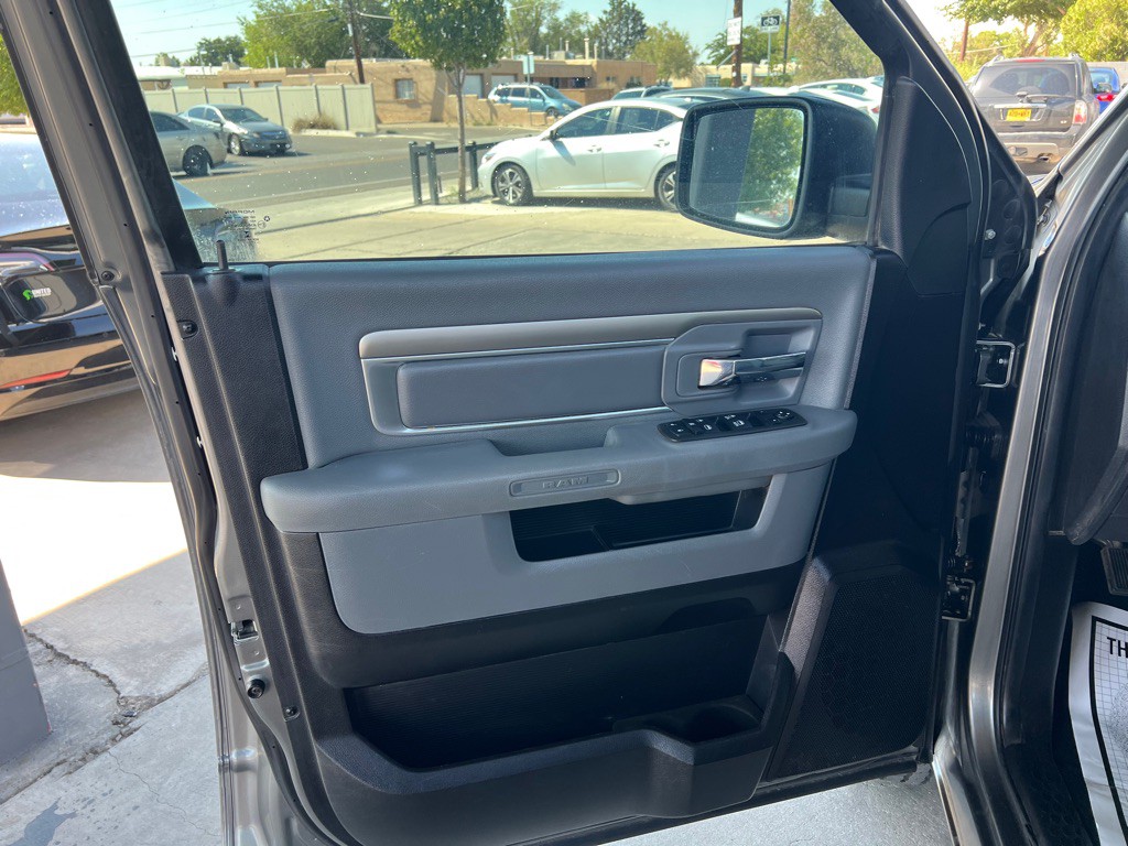 2013 RAM 1500 Image 10