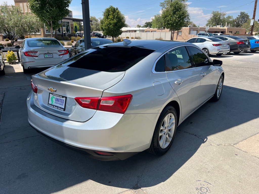 2018 Chevrolet Malibu Image 5