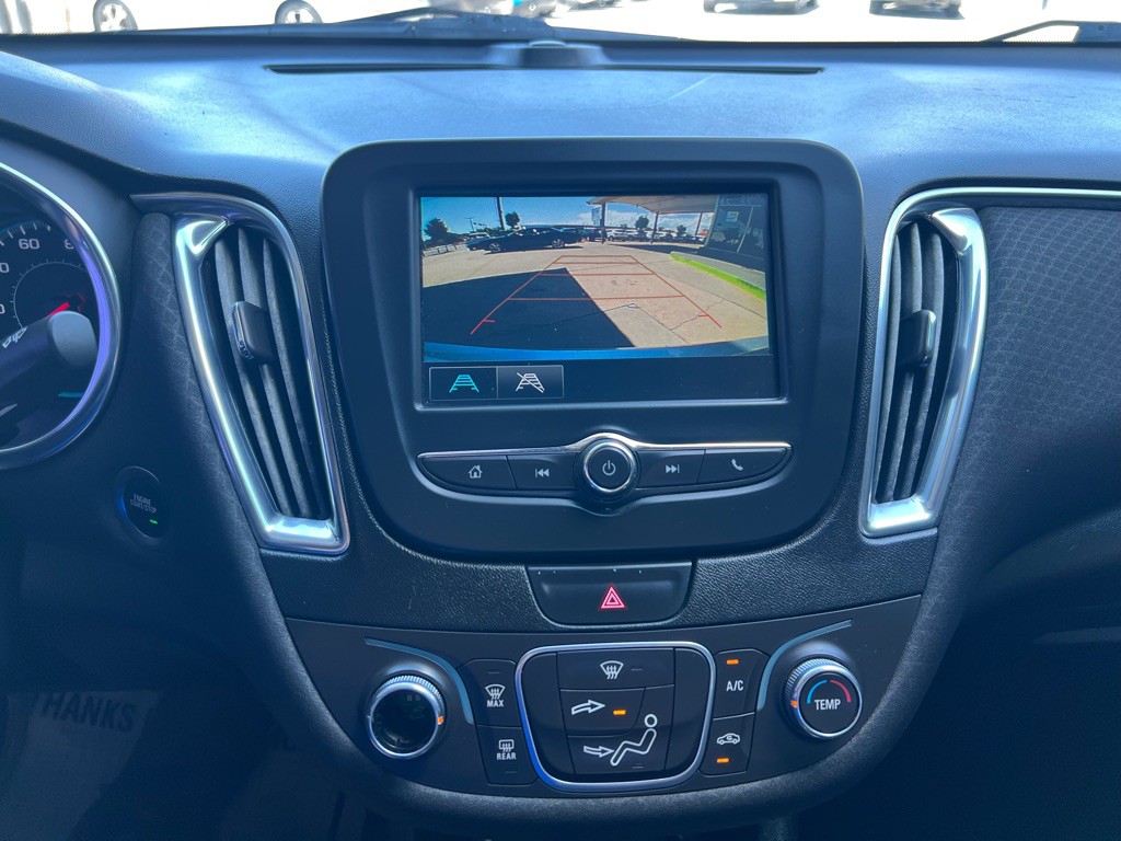 2018 Chevrolet Malibu Image 15
