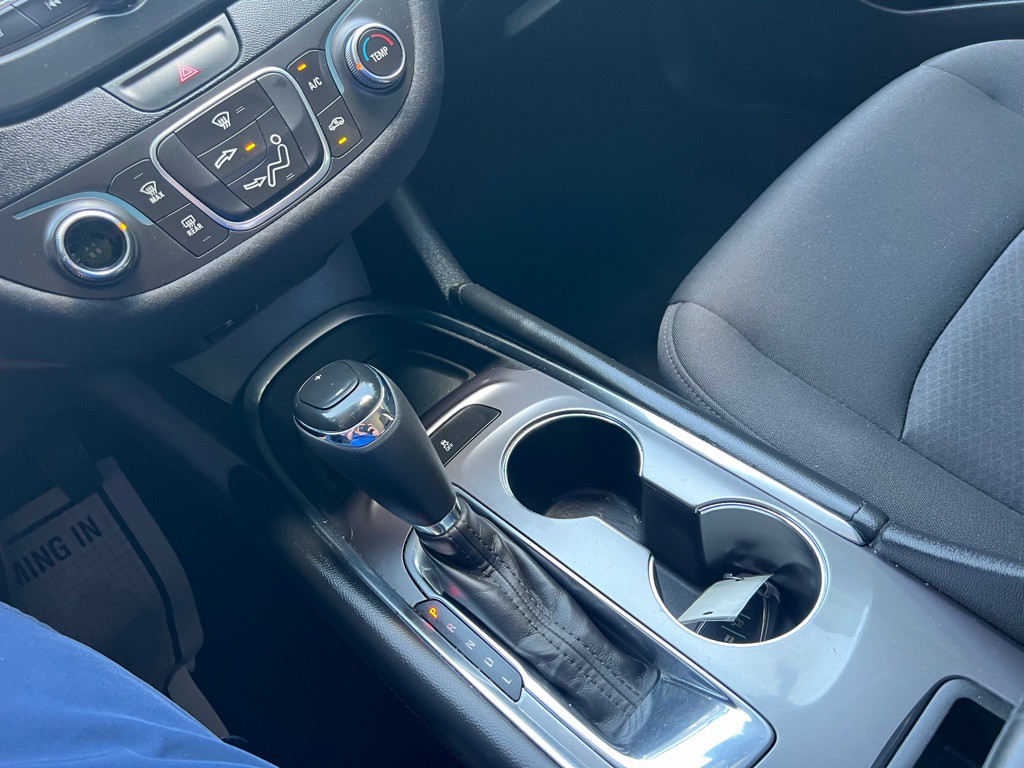 2018 Chevrolet Malibu Image 16