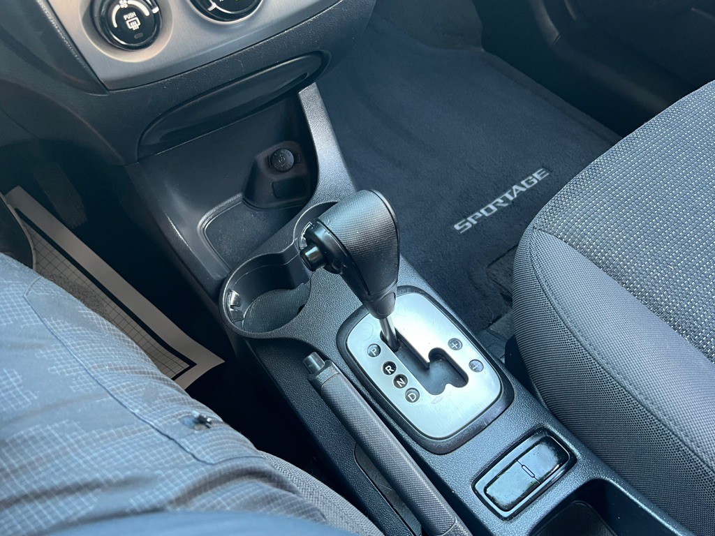 2007 Kia Sportage Image 16