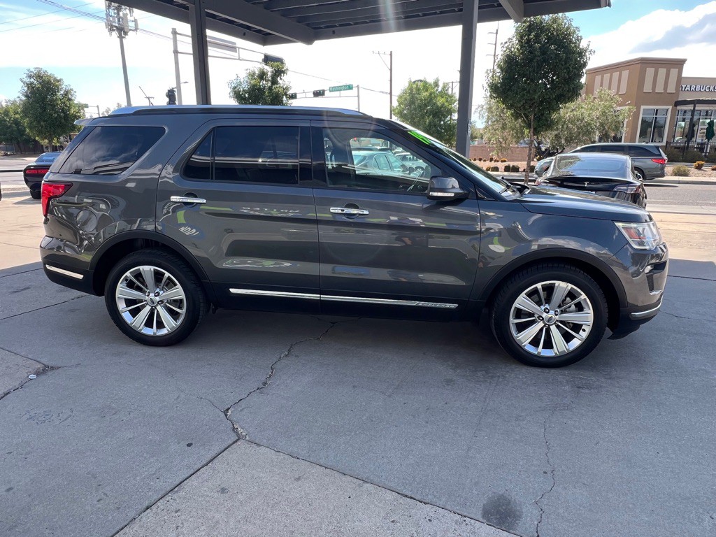 2019 Ford Explorer Image 4