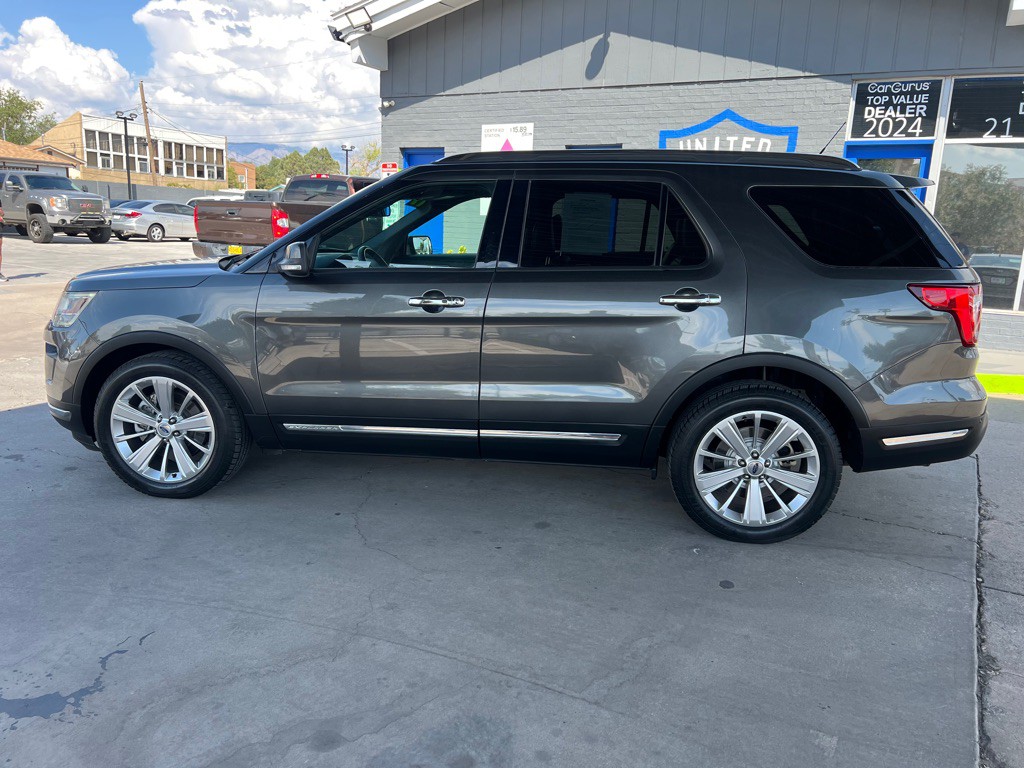 2019 Ford Explorer Image 8