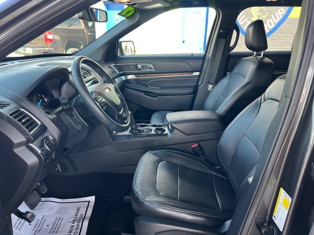 2019 Ford Explorer Image 12