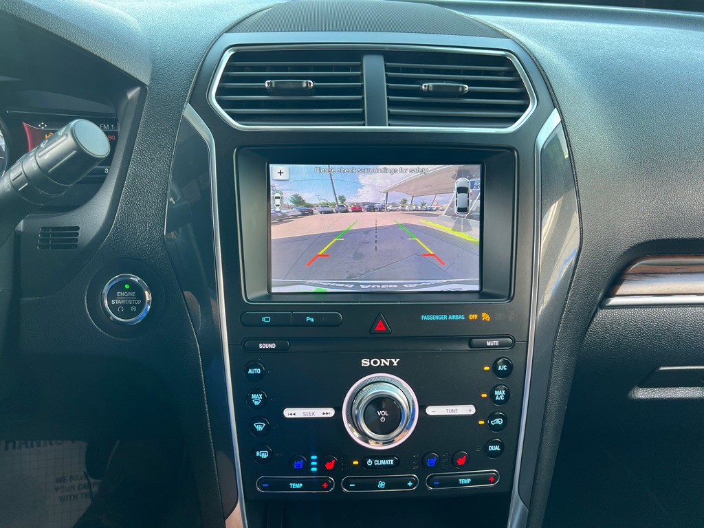 2019 Ford Explorer Image 16