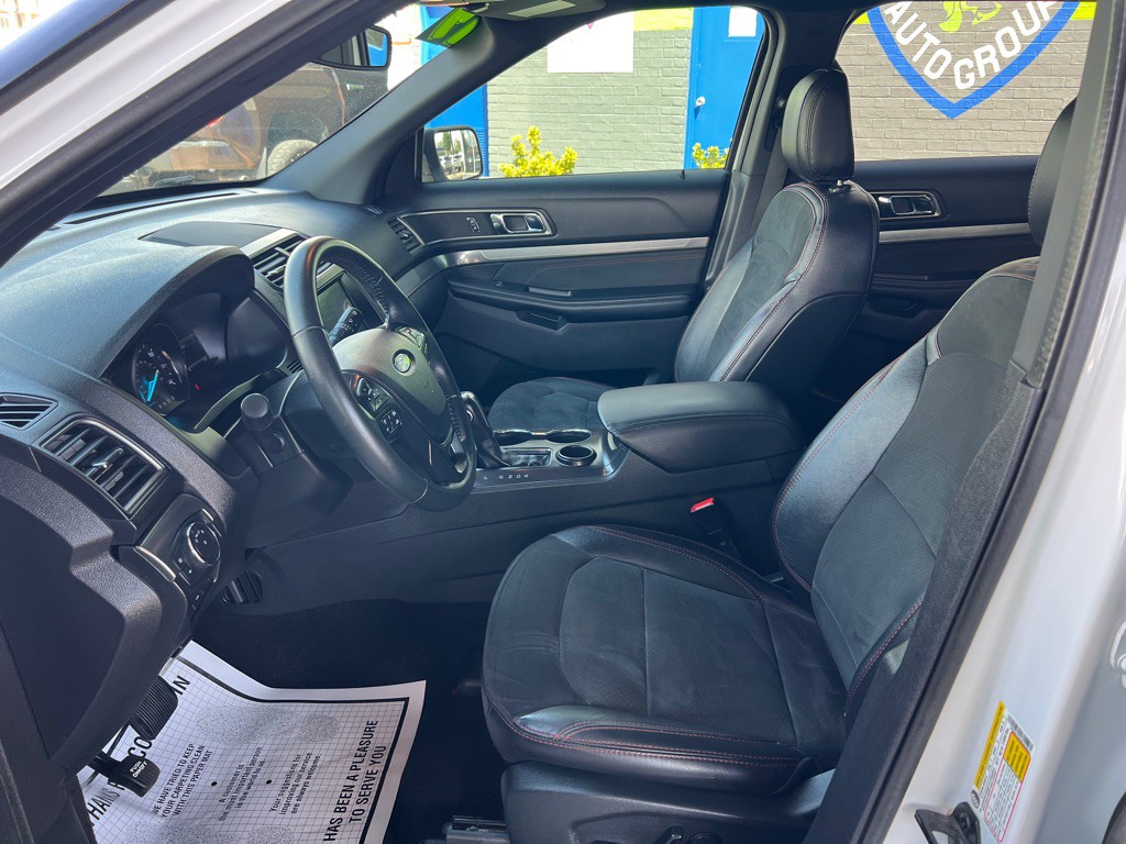 2019 Ford Explorer Image 12