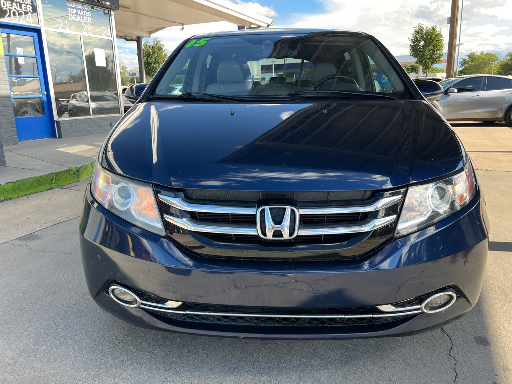 2015 Honda Odyssey Image 2