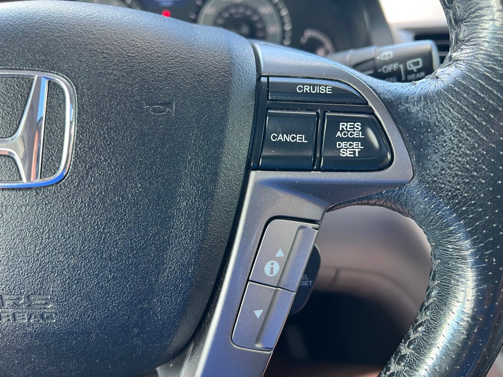2015 Honda Odyssey Image 21