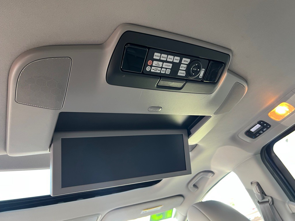 2015 Honda Odyssey Image 22