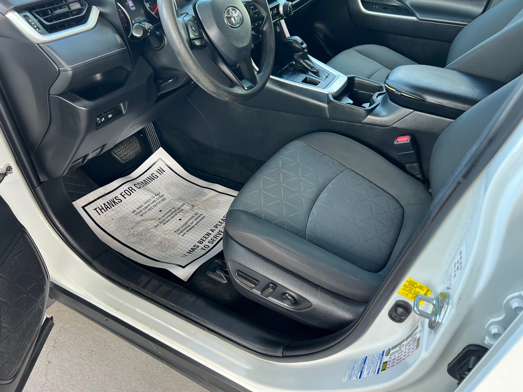 2021 Toyota Rav4 Image 11