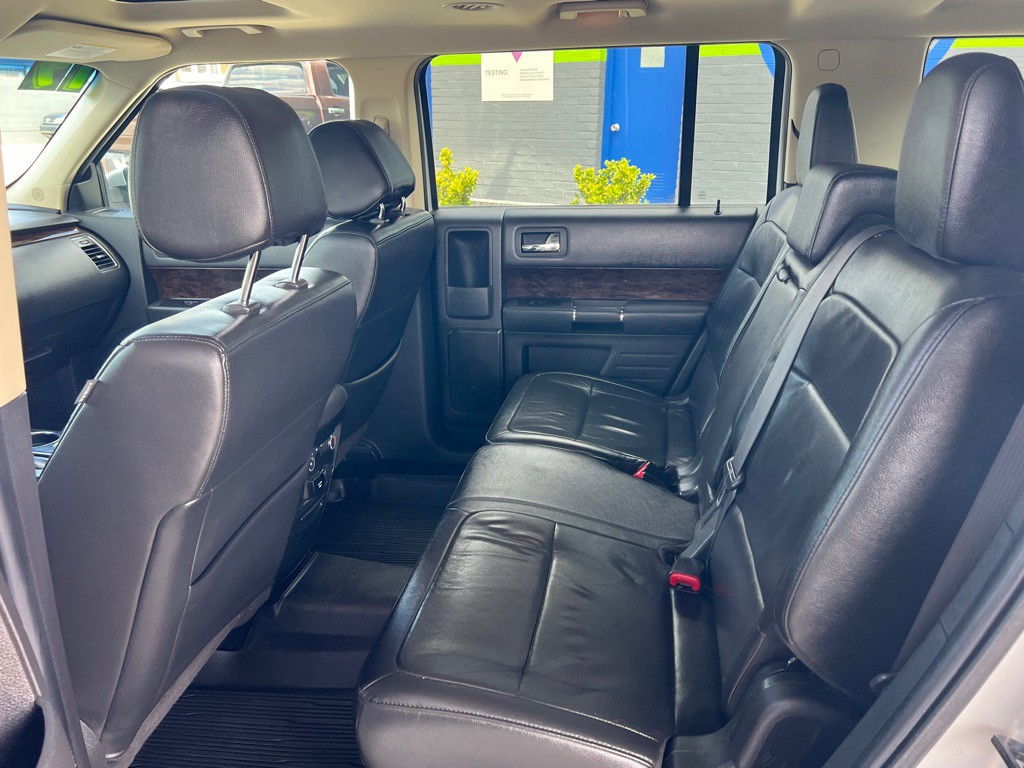 2019 Ford Flex Image 13