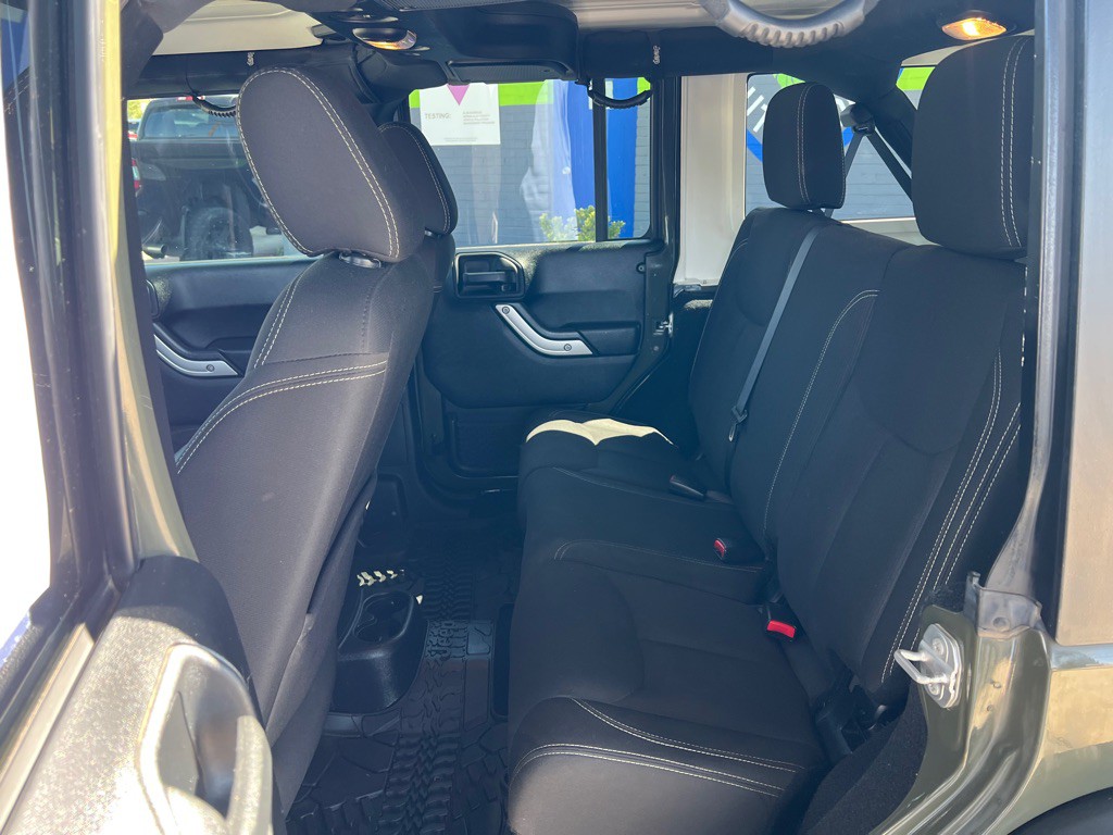 2015 Jeep Wrangler Unlimited Image 13
