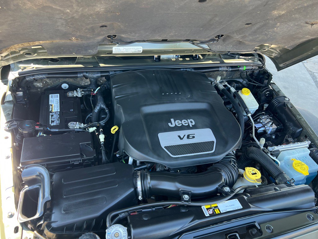 2015 Jeep Wrangler Unlimited Image 20