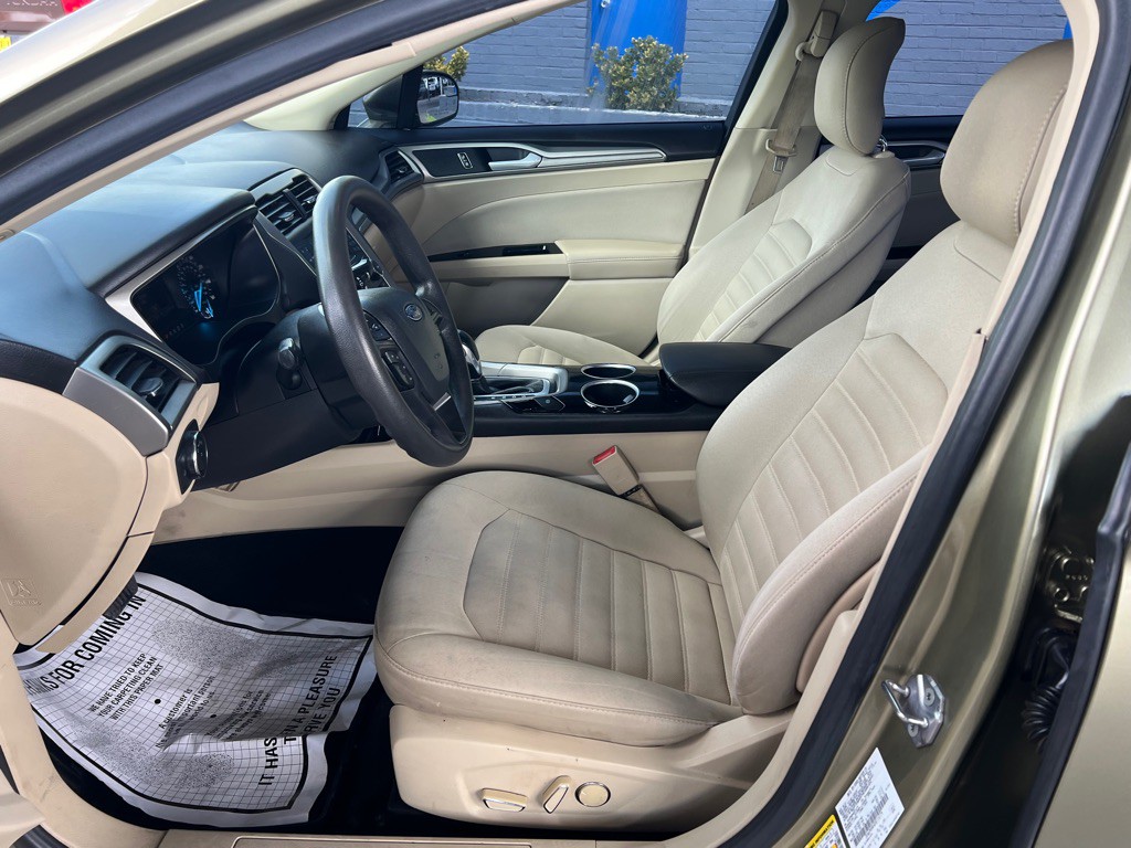 2013 Ford Fusion Image 12