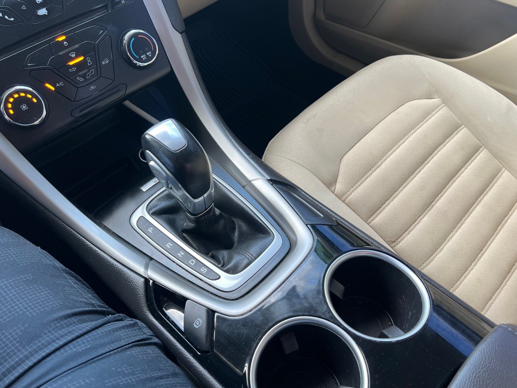 2013 Ford Fusion Image 16