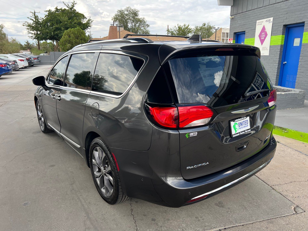 2019 Chrysler Pacifica Image 7