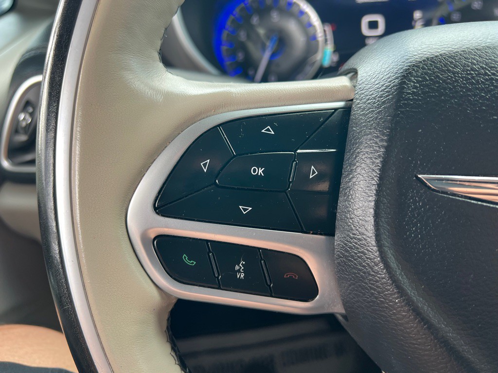 2019 Chrysler Pacifica Image 19