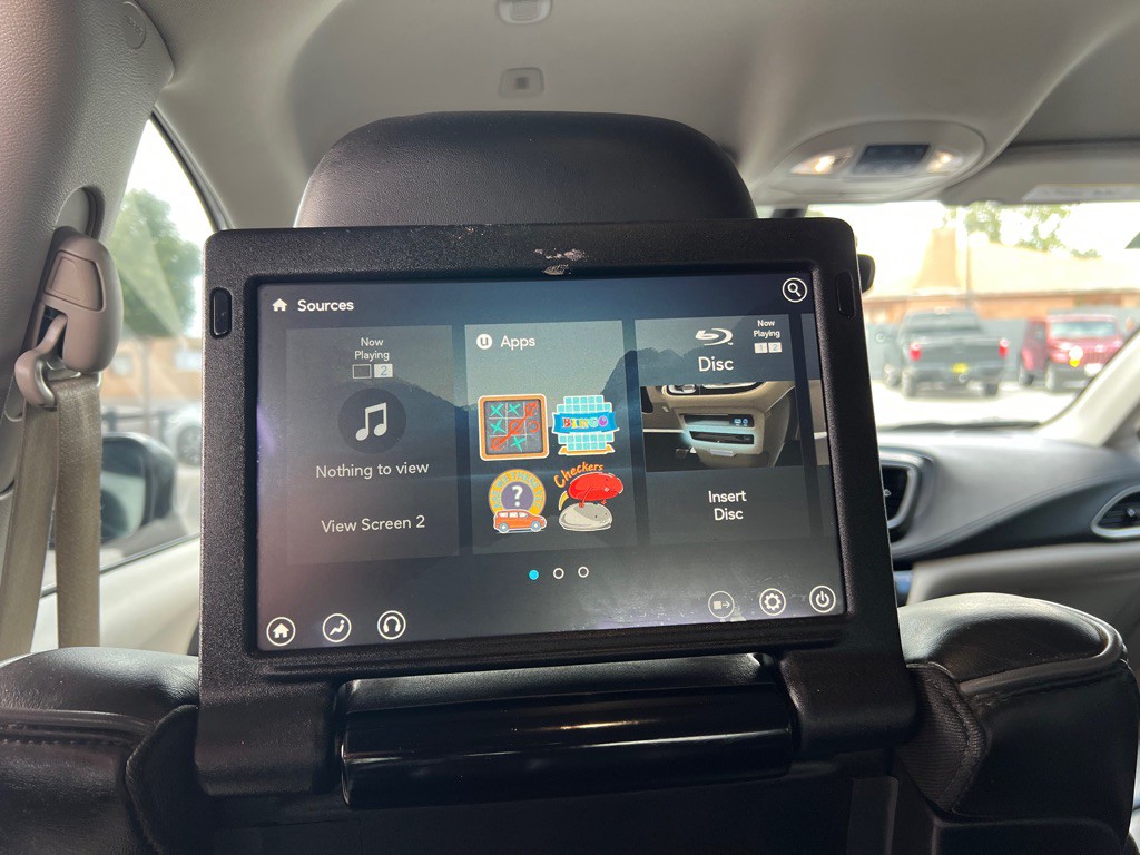 2019 Chrysler Pacifica Image 21