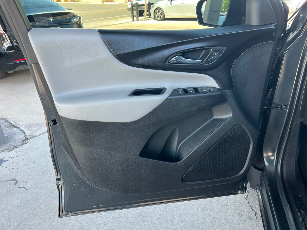 2019 Chevrolet Equinox Image 10
