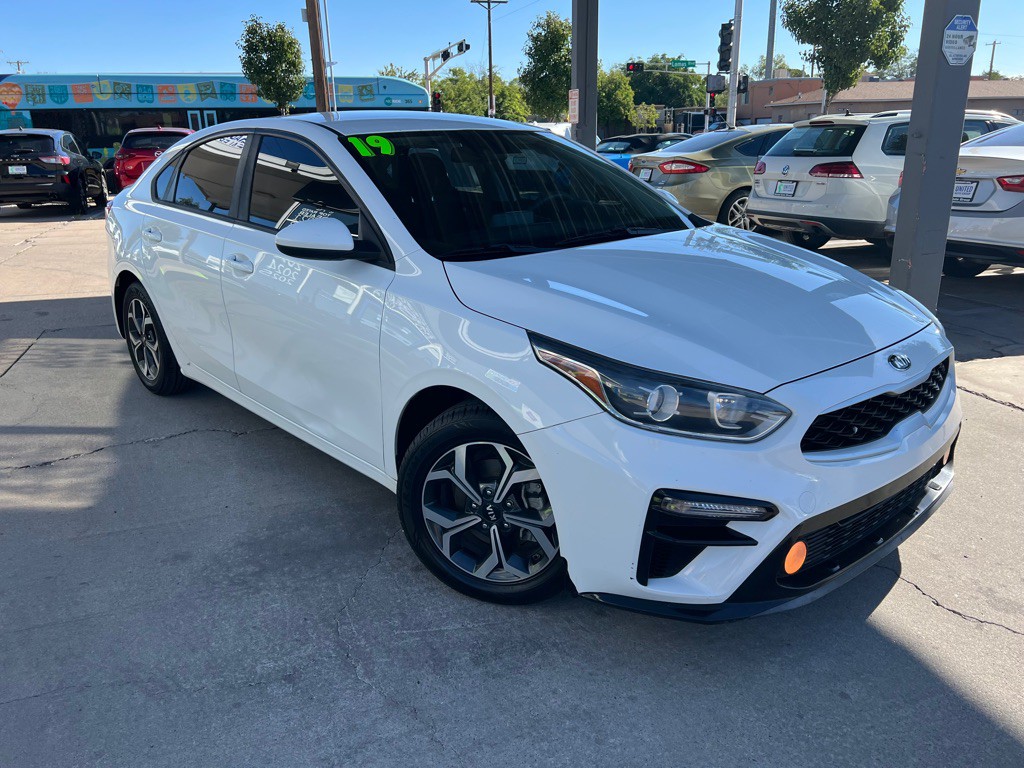 2019 Kia Forte Image 3