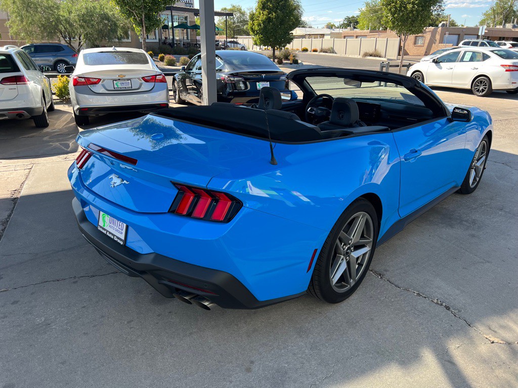 2024 Ford Mustang Image 5