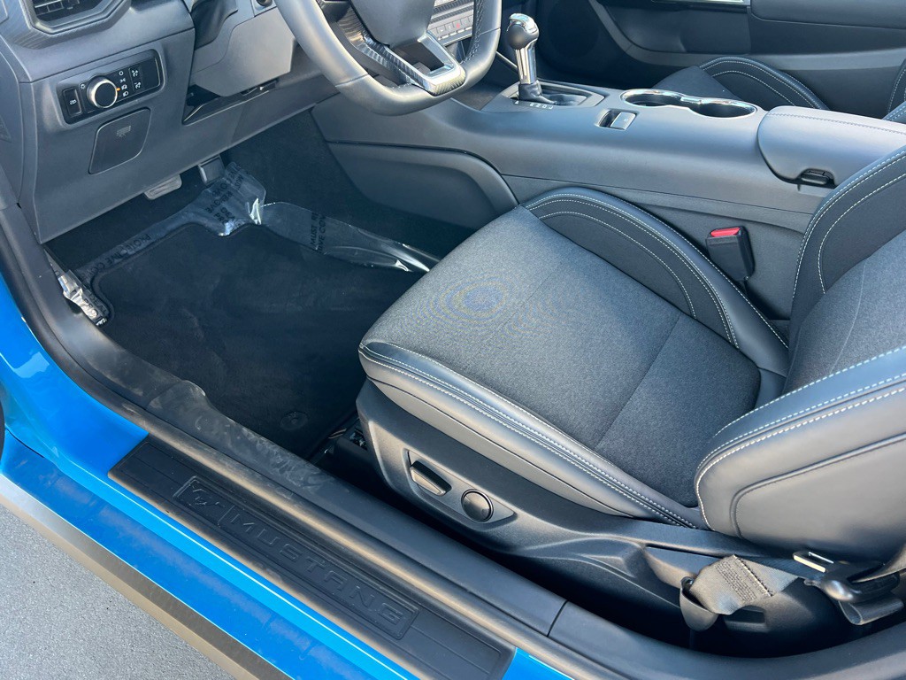 2024 Ford Mustang Image 12